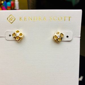 💍 2/$45.  Kendra Scott Rue gold plated earrings